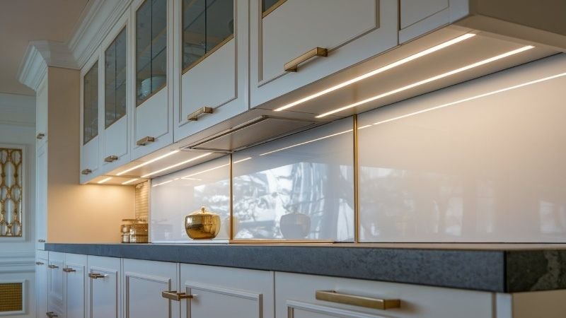 Modern kitchen with sleek under-cabinet lighting, showcasing energy-efficient LED kitchen lights under cabinets for a stylish and functional design.