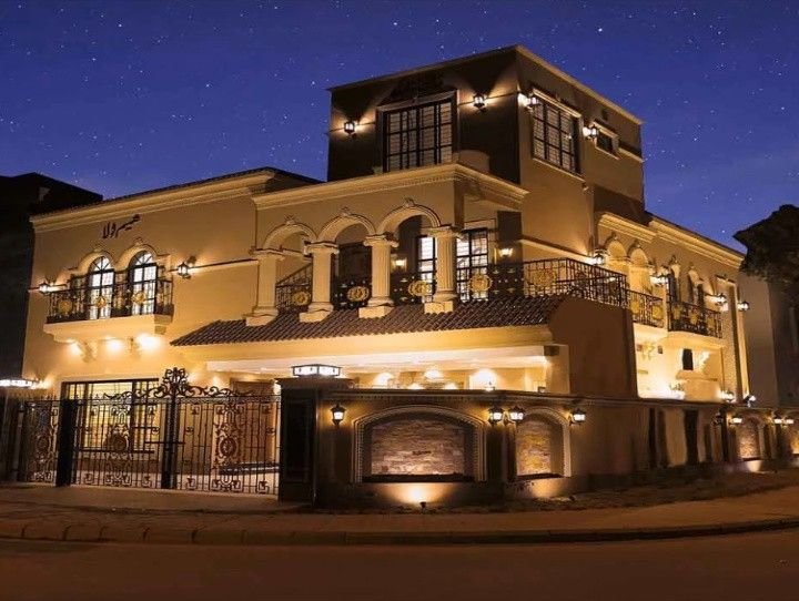 10 Marla Spanish House